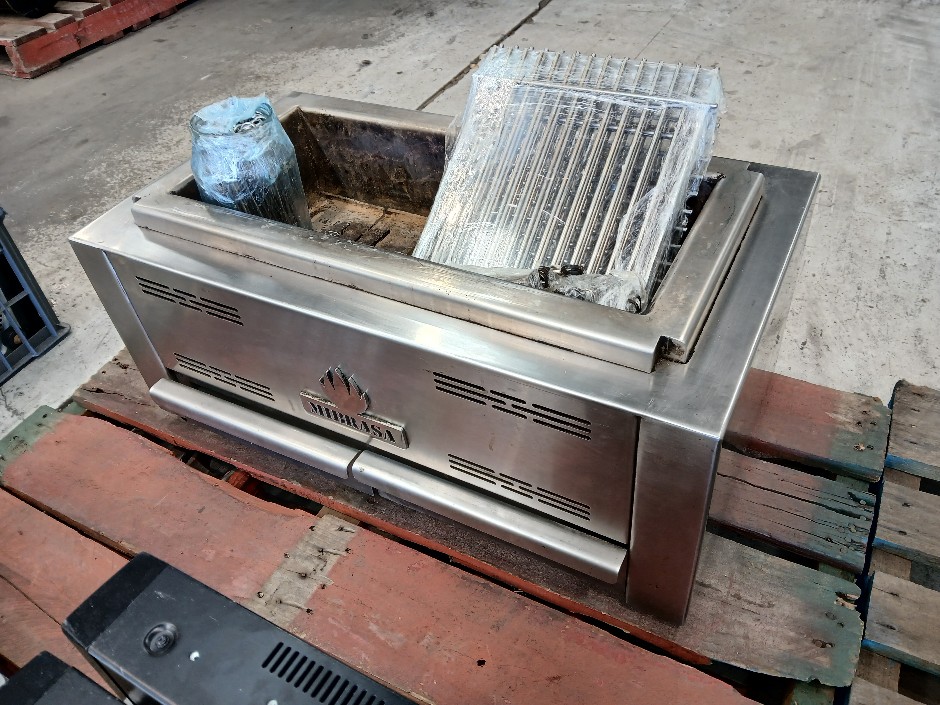 <p>Mibrasa RM80 Robatayaki Charcoal Grill</p>