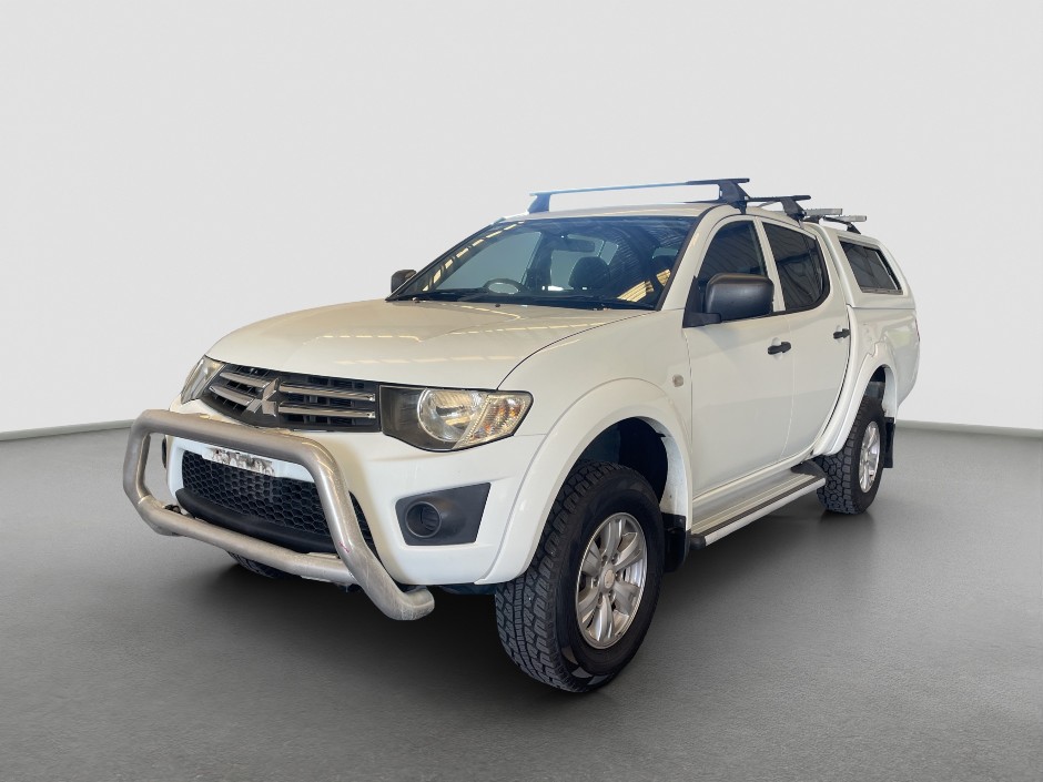2013 Mitsubishi Triton GLX Diesel