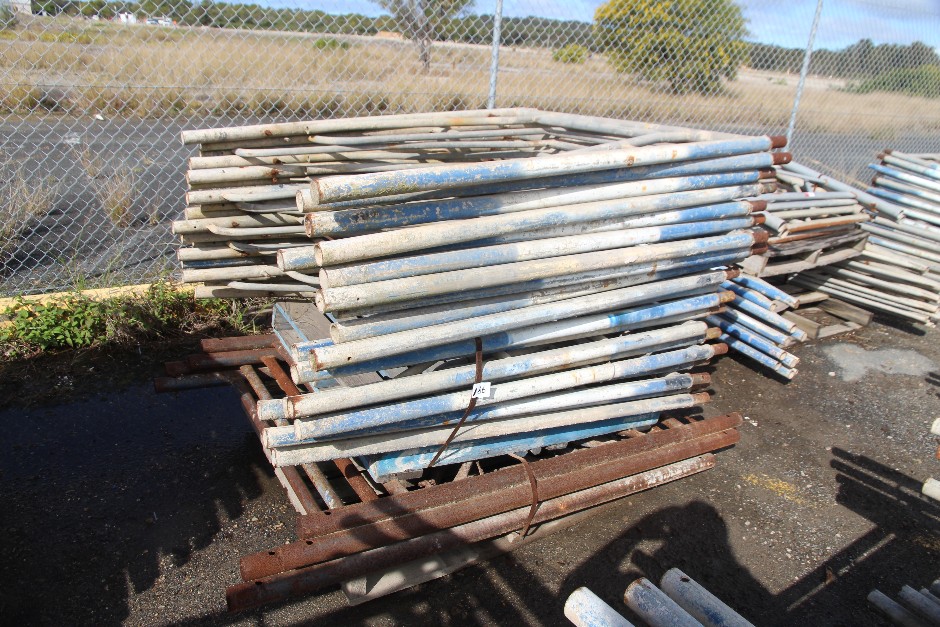 <p>Bricker-Scaffolding End Frames (Sticker 186)</p>