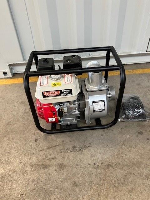 <p>3 Inch Water Pump (Unused)</p>