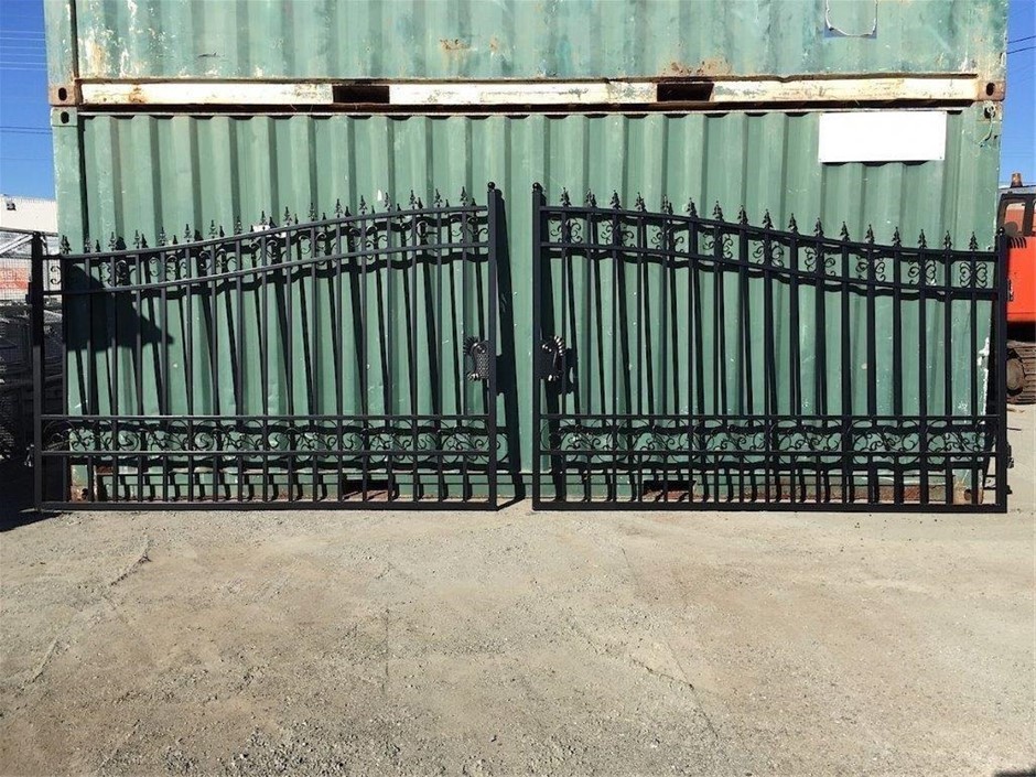 <p>Set of 2 Wrought Iron Style Gates (Unused)</p>