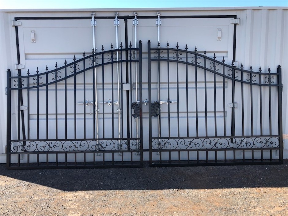 <p>Set of 2 x 8ft Wrought Iron Style Gates(Unused)</p>