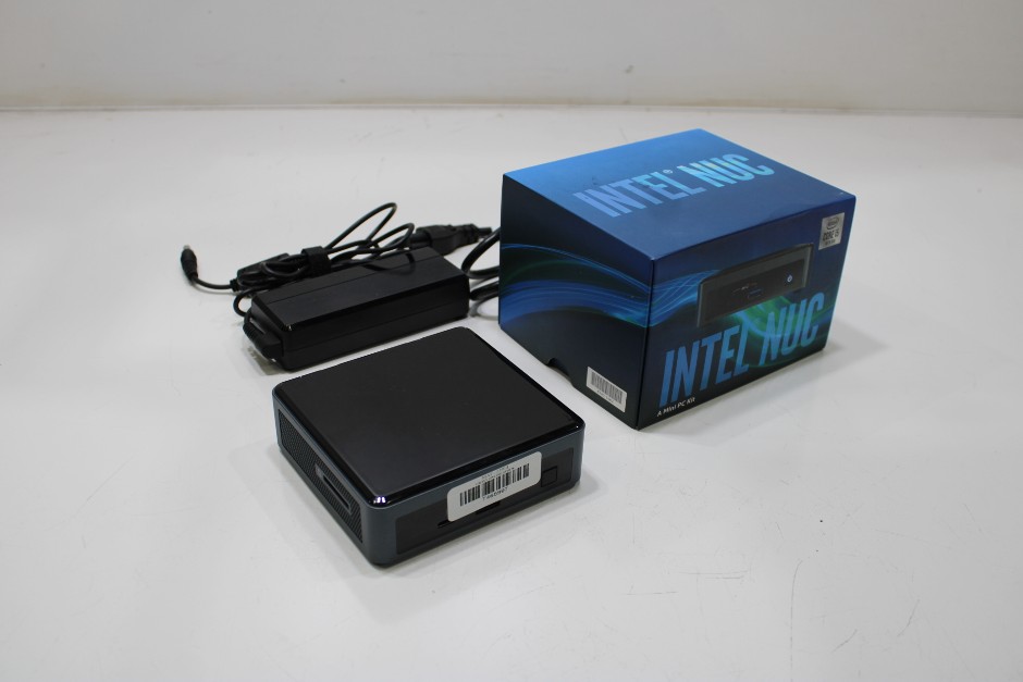 INTEL NUC10I5FNK