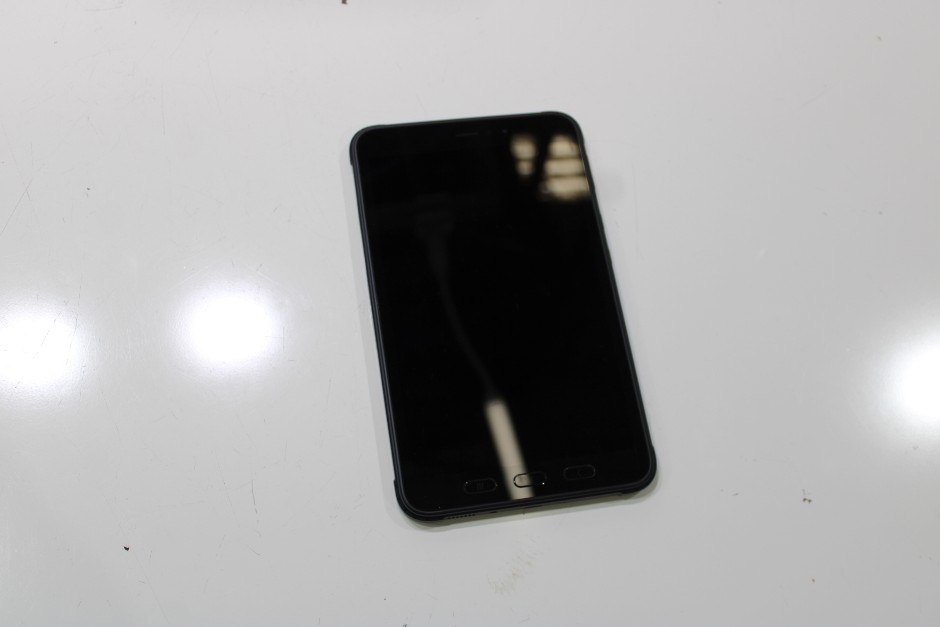 SAMSUNG GALAXY TAB ACTIVE 3 SM-T575