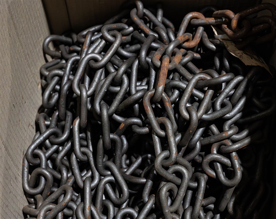 400m x Long Link  8mm Trailer Safety Chain. NB: Surface Rust.