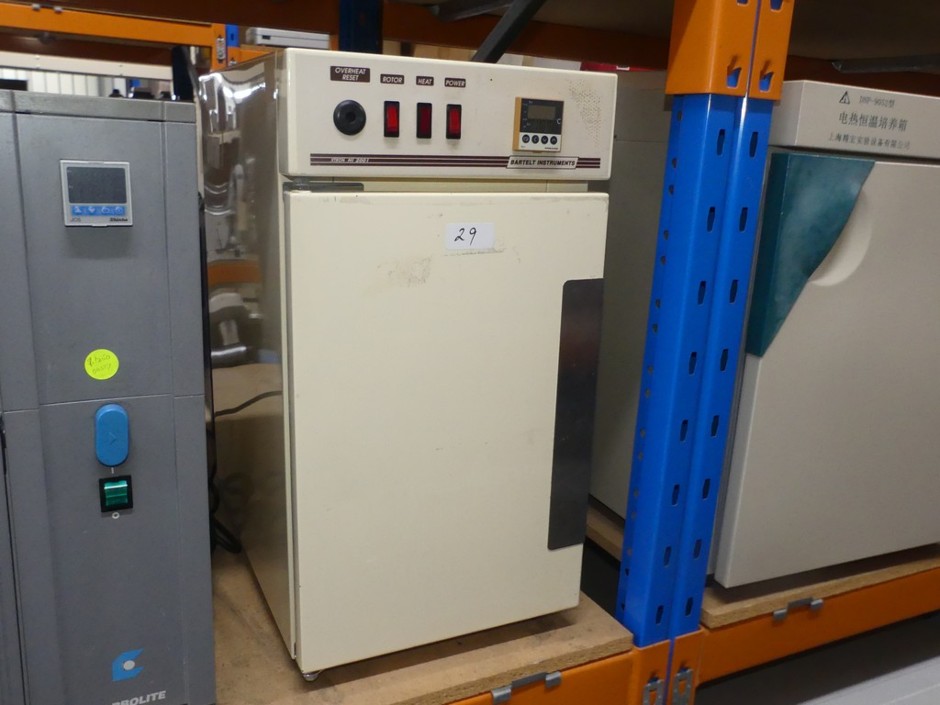Incubator 10 litre capacity temp control to 70C