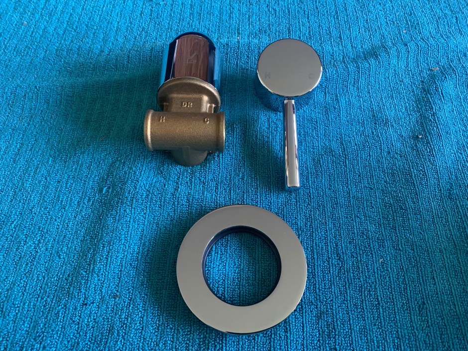 1 x Shower Mixer, Chrome (Unused)