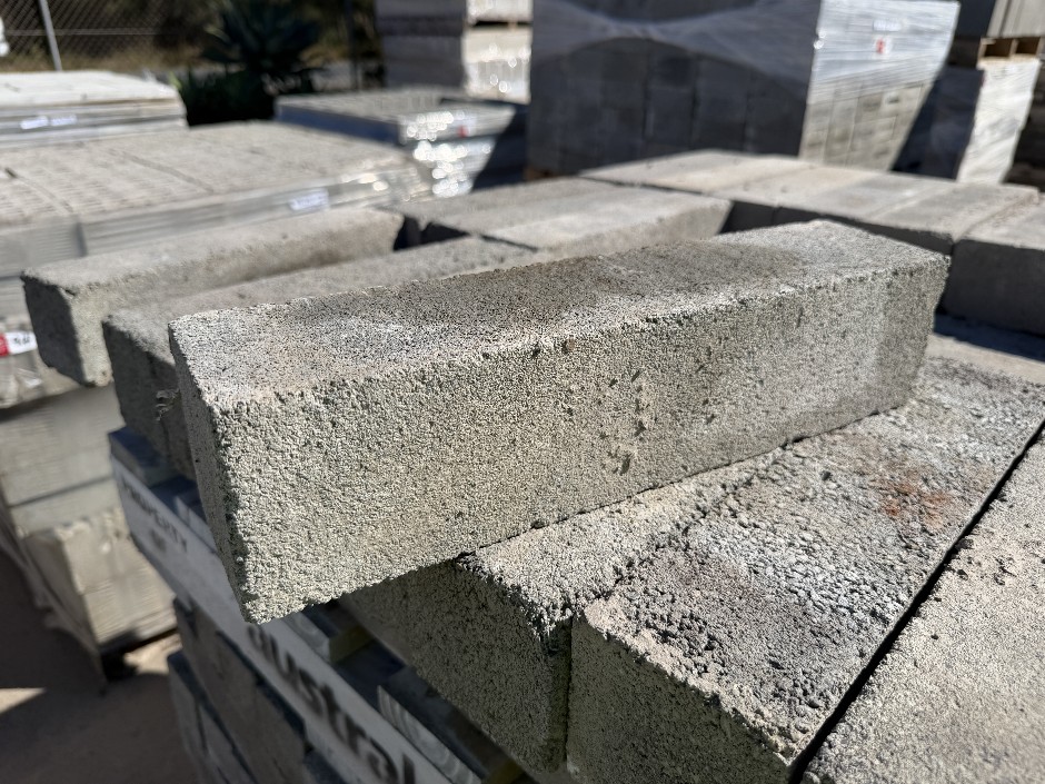 <p>Concrete Building Blocks - Code 10.83 Grey with Smooth Face 90mm x 390mm