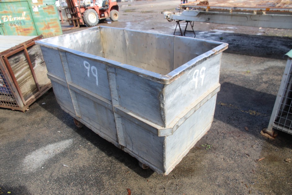 <p>Mobile Waste Bin</p>