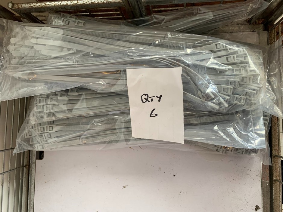 6 x Packets of Nylon Cable Ties, 10mm x 400mm (Unused)
