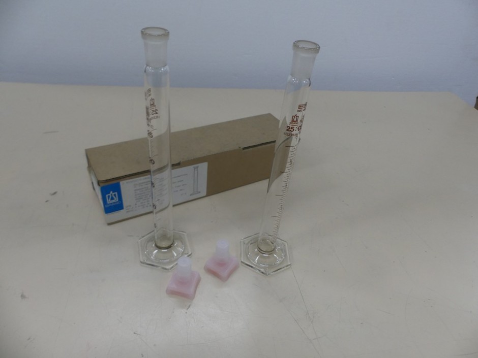 Measuring Cylinders 4 x 25ml Capacity Stoppered with Graduations Hex Bas