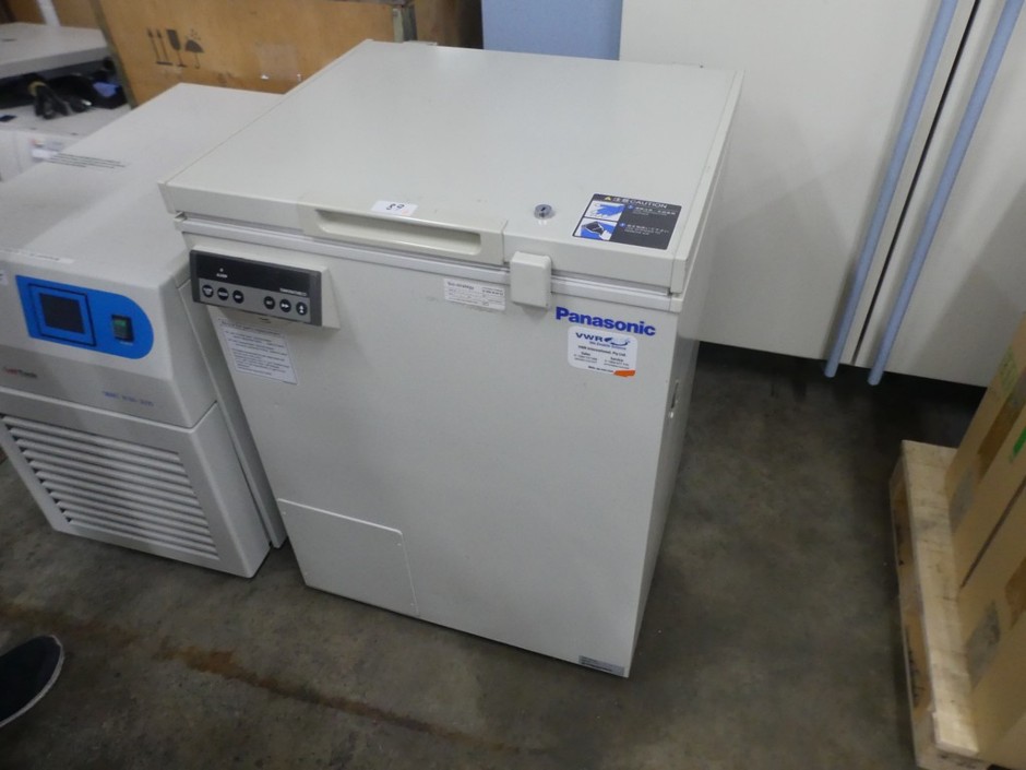 <p>Freezer -35C Chest Type 138 Litre Capacity on Castors</p>