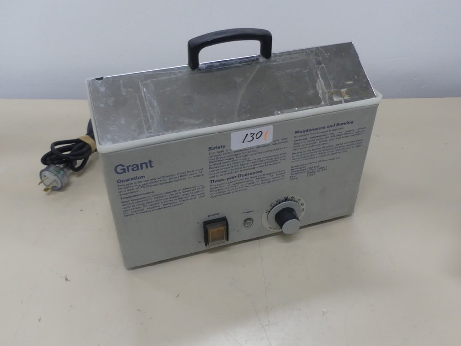 <p>Water Bath Static 5 Litre Capacity with Thermostat Control To 90C</p>