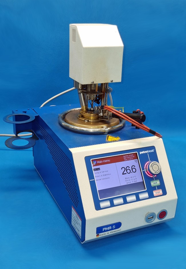 <p>Flash point tester Pensky Marten, electric or gas ignition</p>