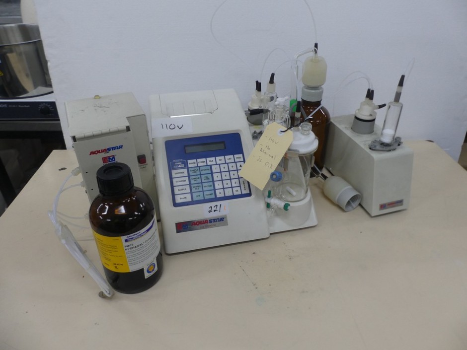 <p>Auto-Titration System Karl Fischer with 10ml Burette and Stirrer</p>