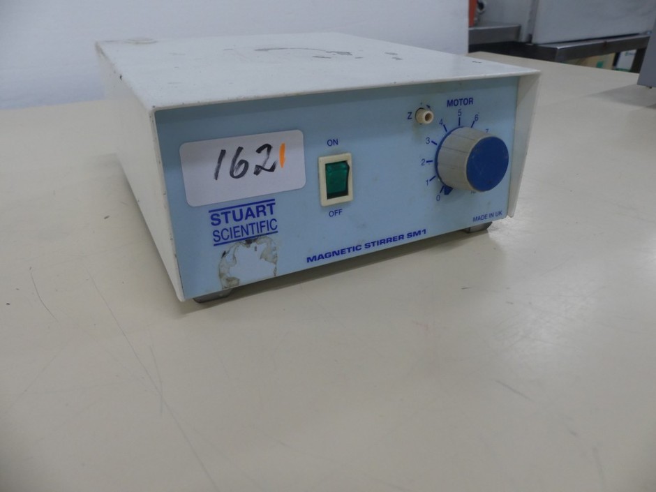 Magnetic Stirrer with Variable Speed with 180mm Plate