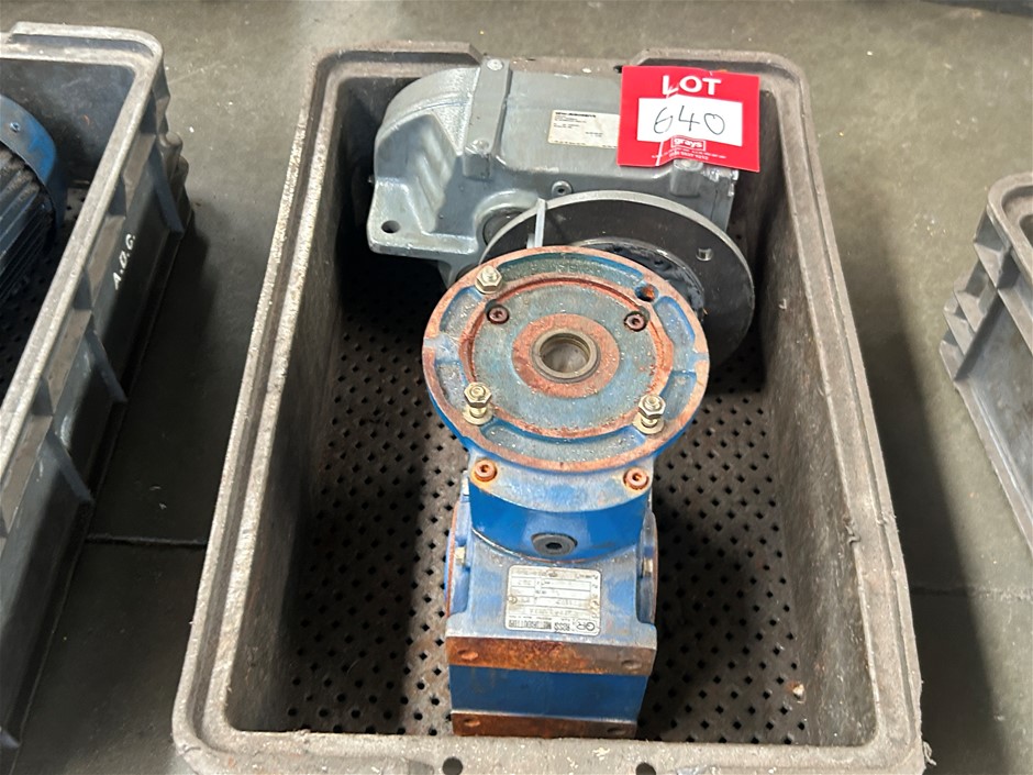 2x Assorted Reduction Drive Gear Boxes