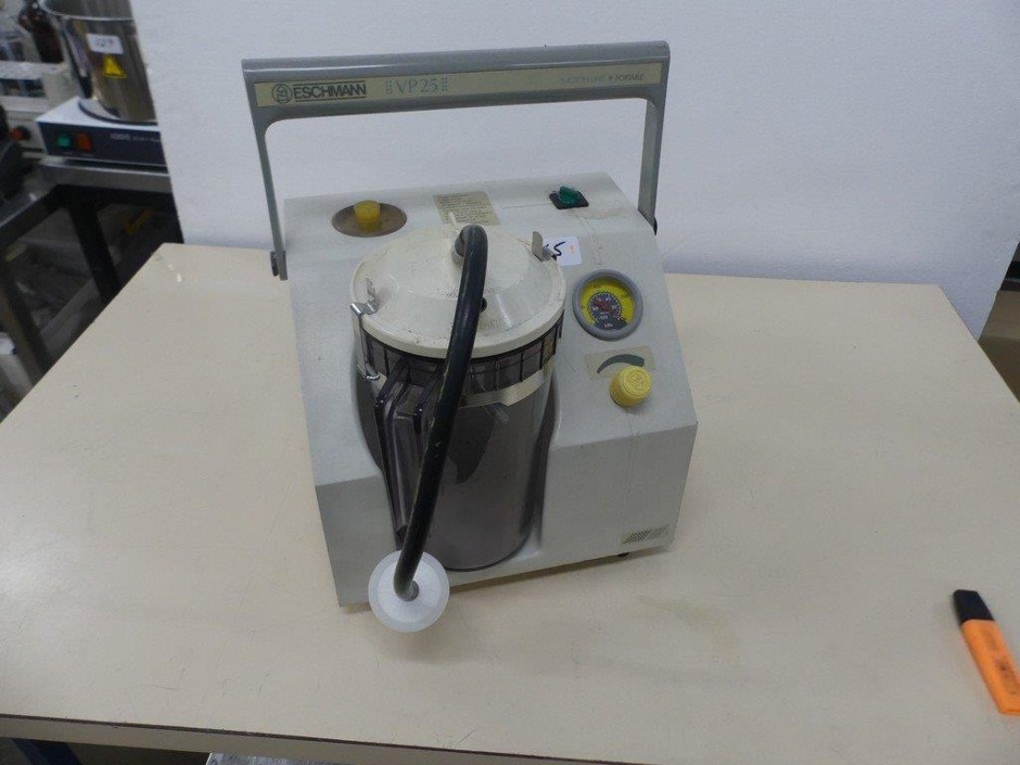 Vacuum Pump Single Stage Diaphram + Integrated Trap, Gauge & Bleed Valve