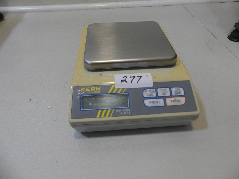 Balance Top Pan 400g x 0.1g External Calibration, Battery Operated