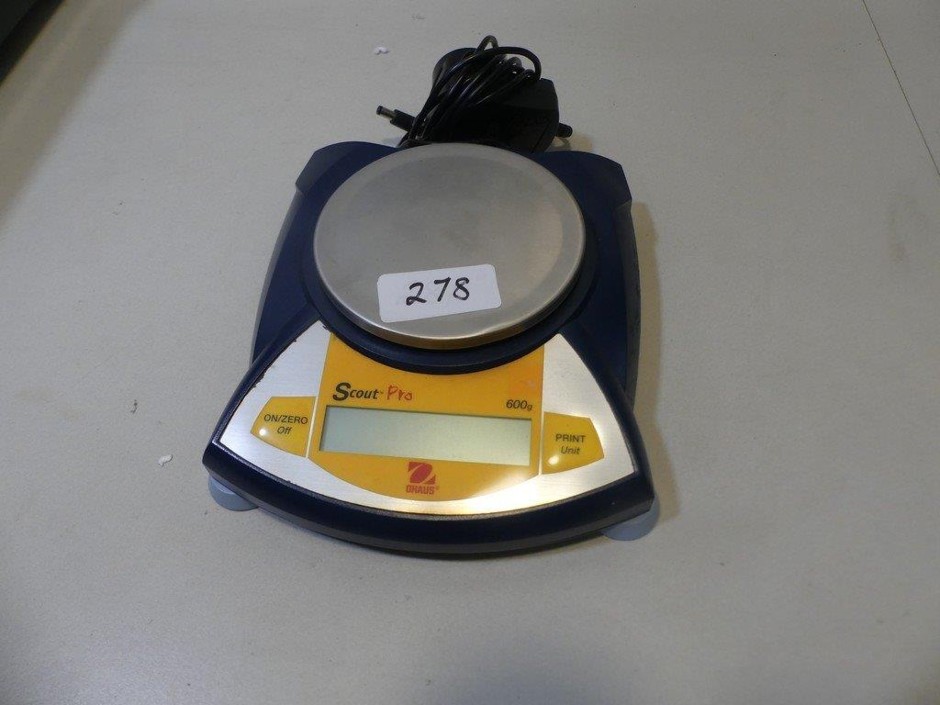 <p>Balance Top Pan 600g x 0.1g AC/Battery with Weighing and Application Mod