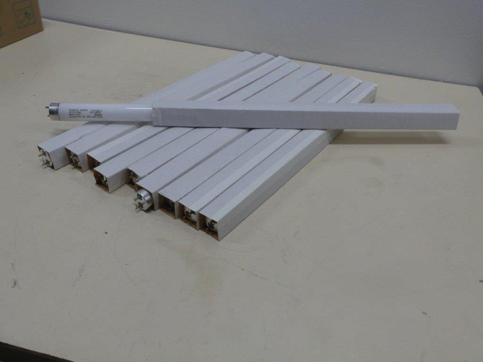 Ultraviolet Tubes: G15 T8E UVB