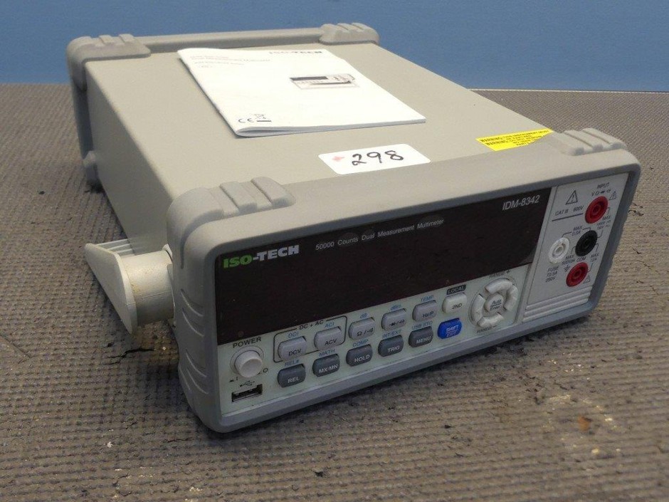<p>Multimeter Range Digital Bench Model</p>