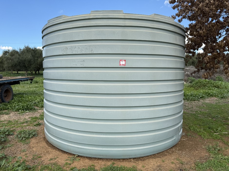 <p>Water Tank (22730 Litre)</p>