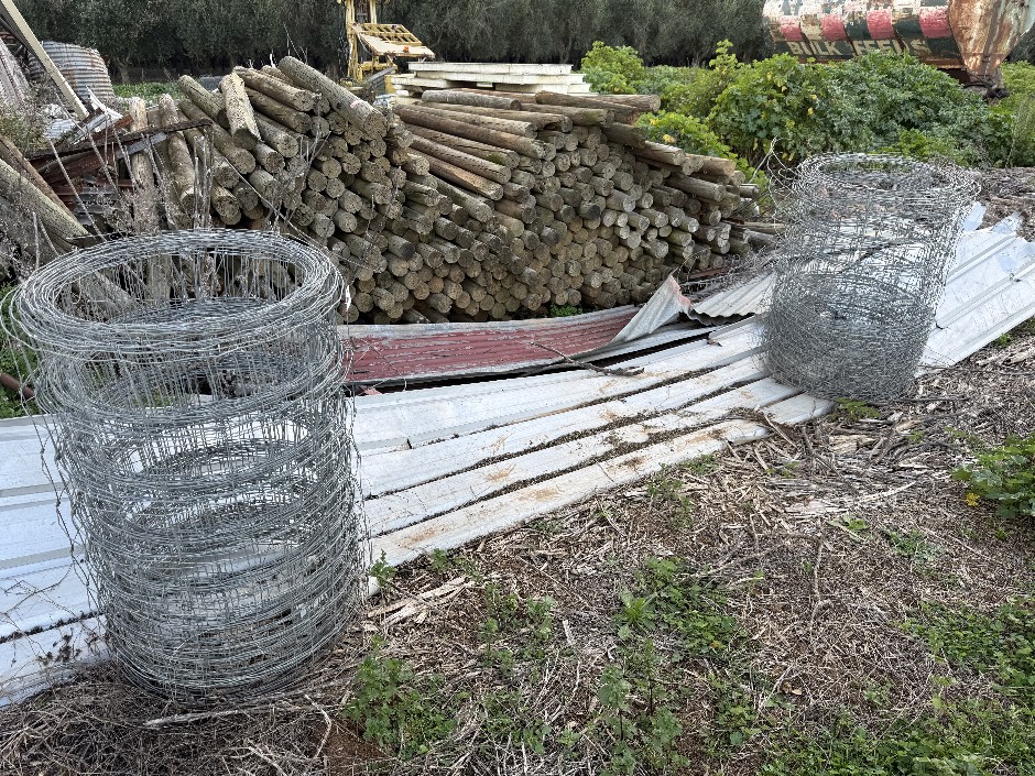 <p>Galvanised Fencing Wire Rolls (Qty 3)</p>