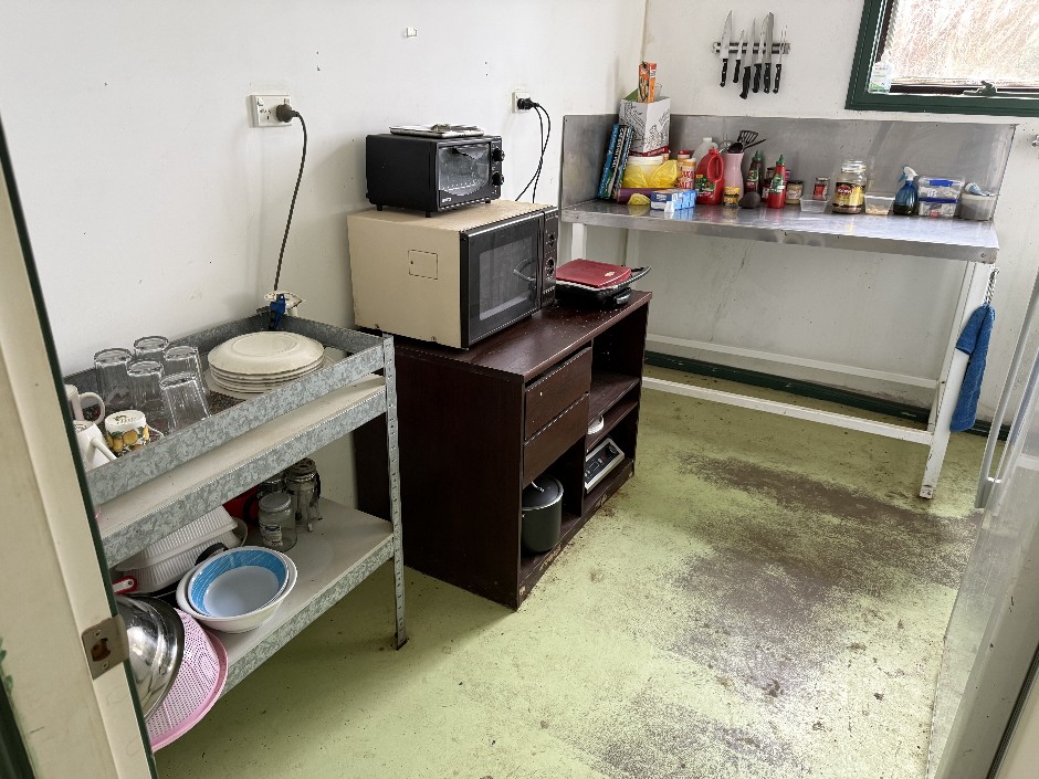 Contents Of Lunchroom