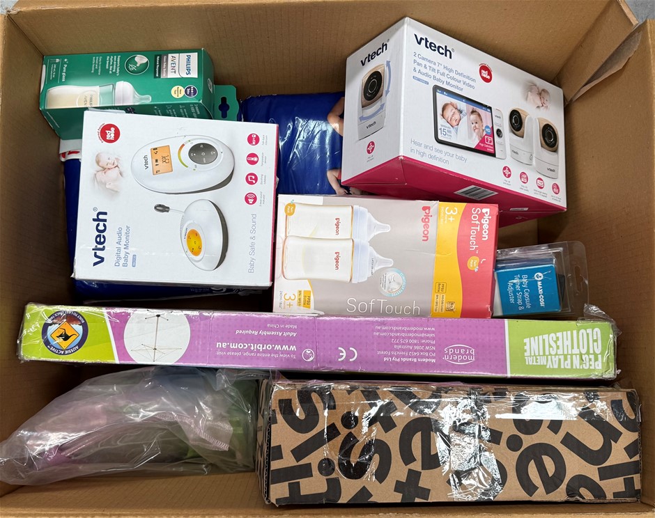 Assorted Box of Baby Items. NB: Items may not be in original packaging and