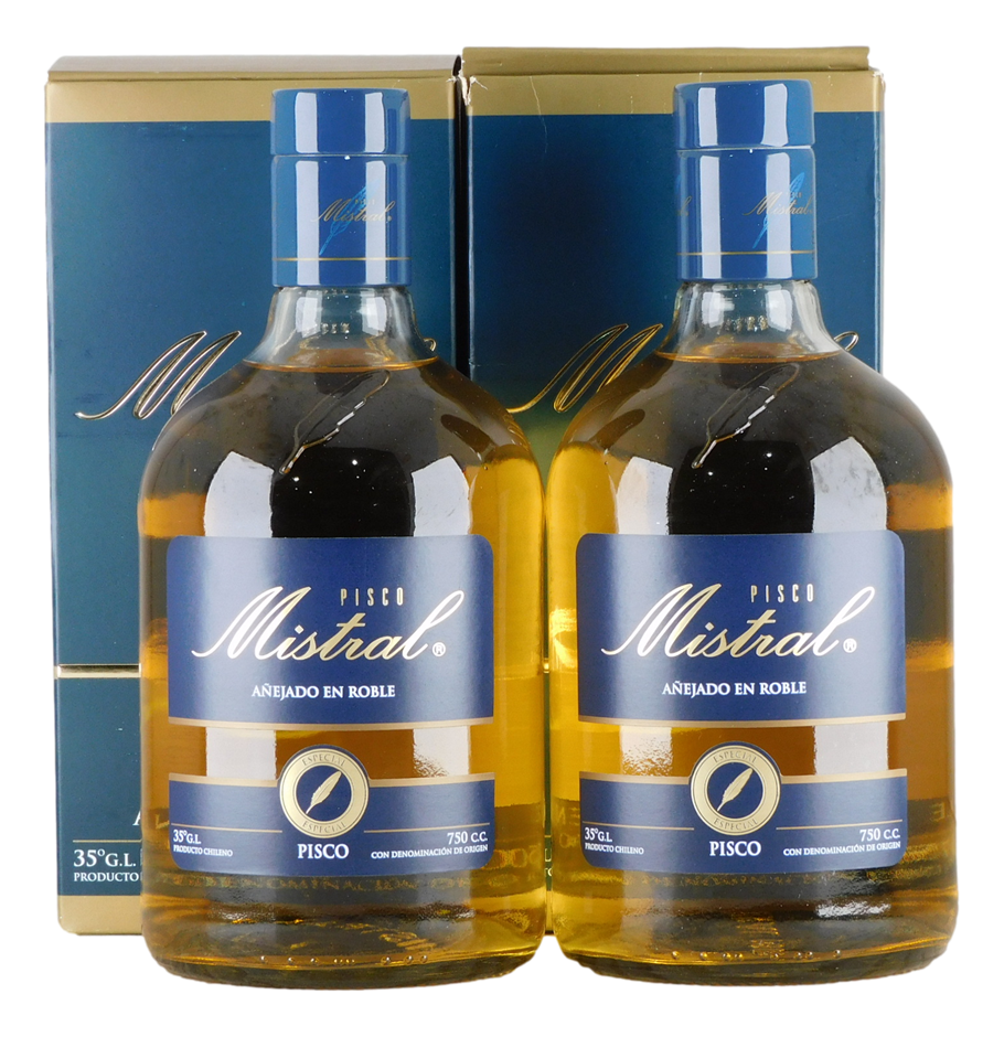Mistral Pisco Anejado En Roble (2x 700mL), Chile.