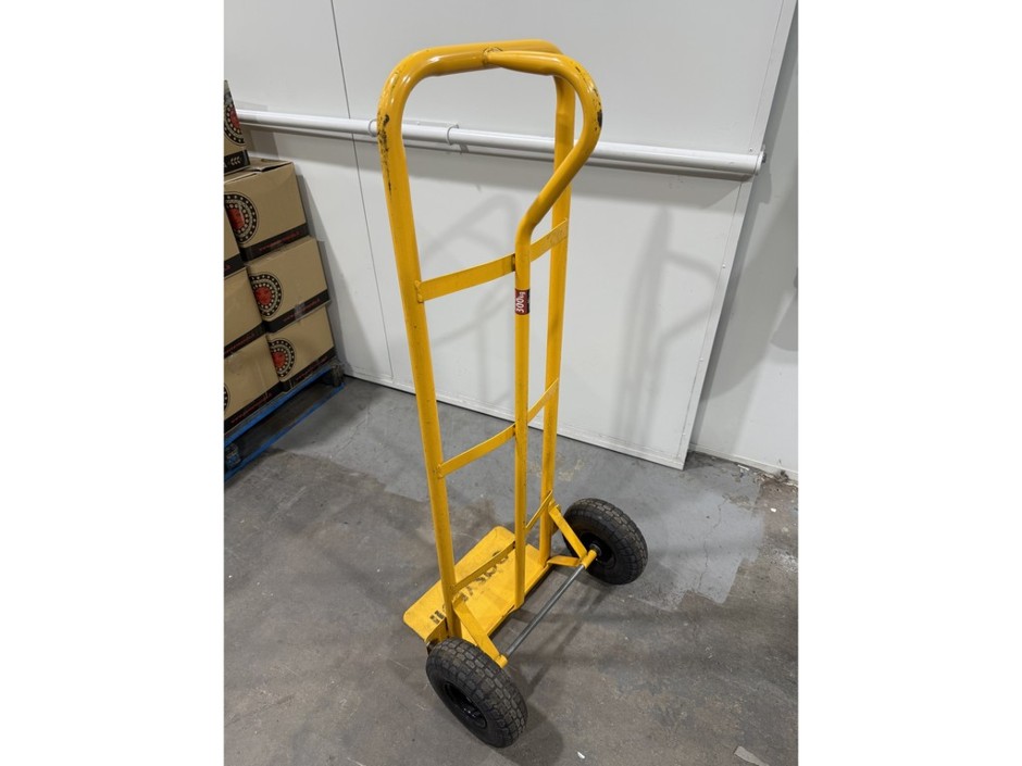 <p>Heavy-Duty Hand Trolley</p>