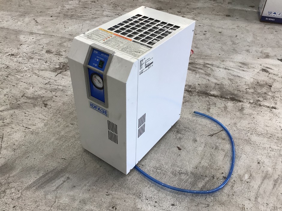 SMC IDFA3E-23 Refrigerated Dryer