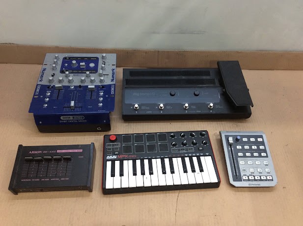 Numark/Presonus/Akai/Arkon/IK Multimedia Audio Controllers Lot Of 5