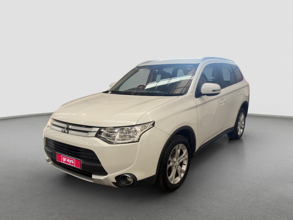 2014 Mitsubishi Outlander LS Diesel