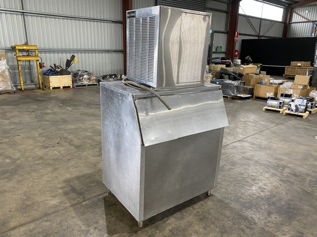 Commercial Food Ice Unit with Storage Bin