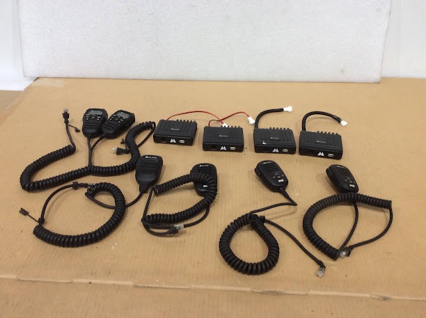 Midland PR0902&MK911/MK902/MK90 UHF/LMR Transceiver/Microphone (Lot of 10)