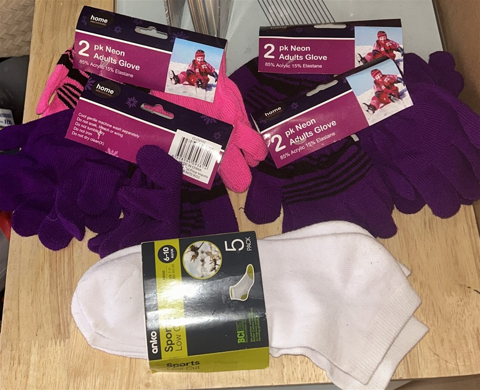 4x Pair Neon gloves, 1x Sports Low-Cut Socks