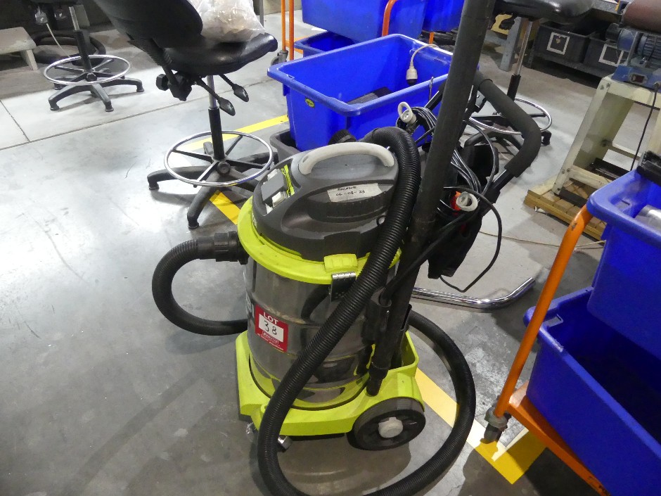 Ryobi VC60HDARG Mobile Wet & Dry Industrial Vacuum Cleaner