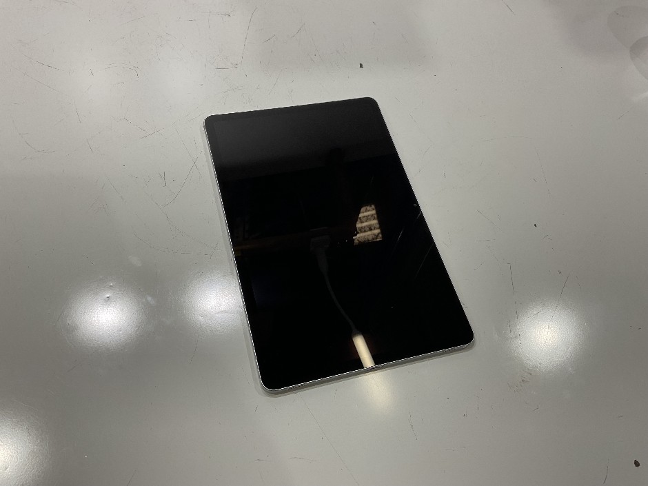 <p>SAMSUNG GALAXY TAB S7 SM-T875</p>