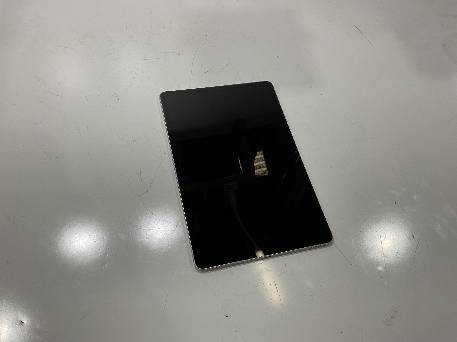 <p>SAMSUNG GALAXY TAB S7 SM-T875</p>