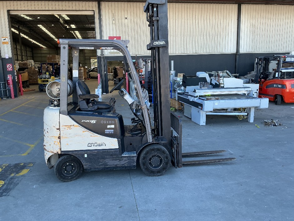 2009 Crown CG18S PRO5 LPG Fork Lift
