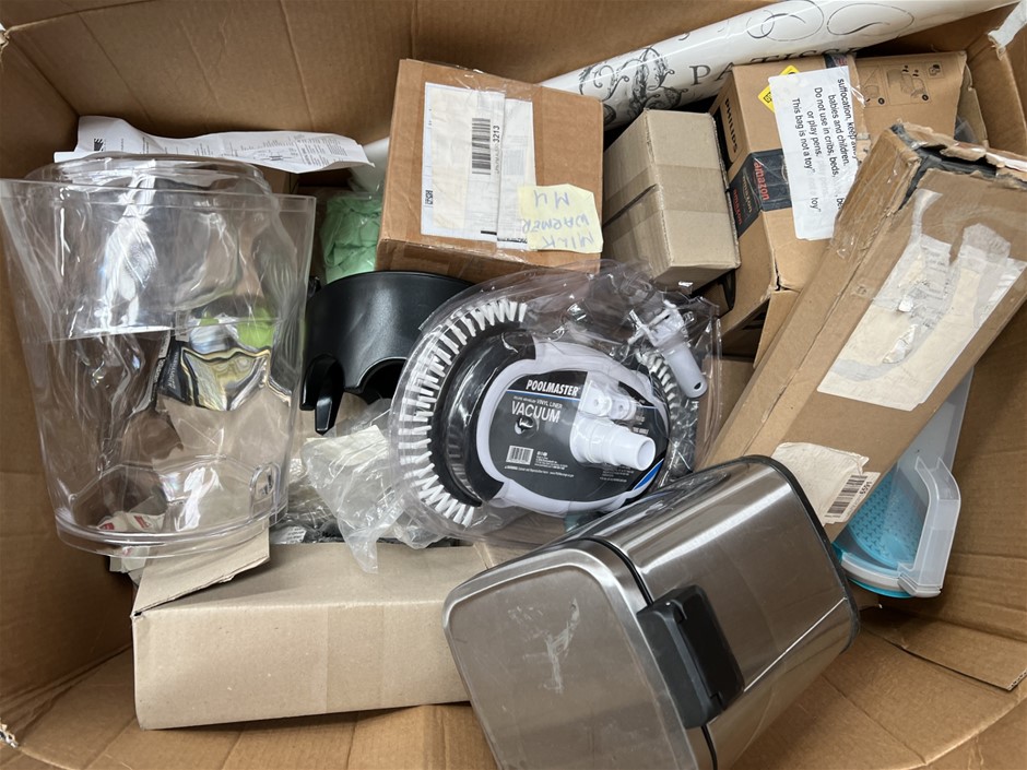 8 x Assorted Homeware products. NB: Photo as is. Some Not in Original Packa