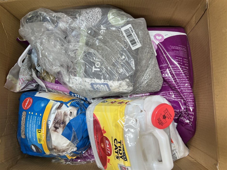 5 x Assorted Pet Products. NB: Photo as is. Some Not in Original Packaging,