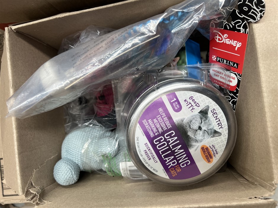 7 x Assorted Cat Products. NB: Photo as is. Some Not in Original Packaging,
