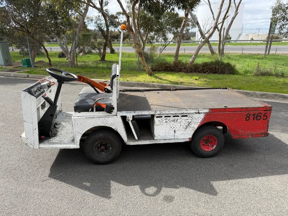 1998 Taylor Dunn B-210 Electric Cart