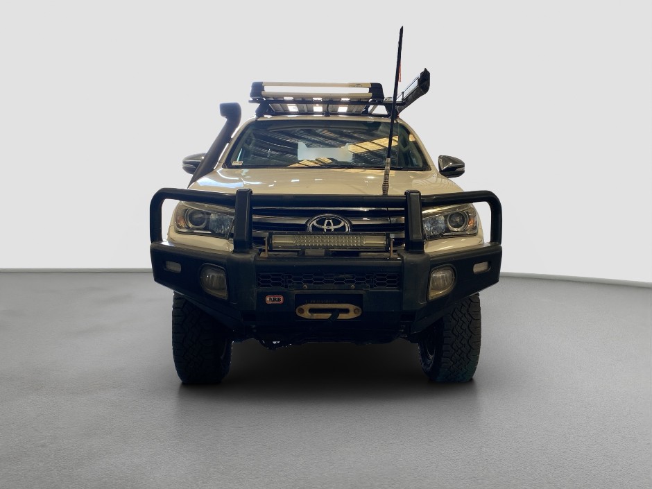 2017 Toyota Hilux SR5 Diesel