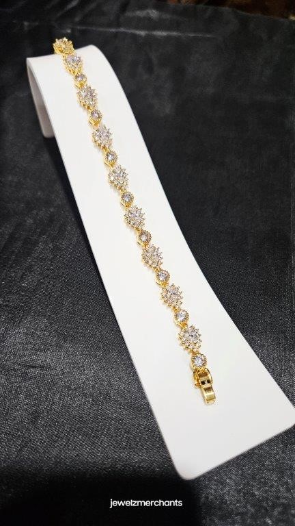 22K/ITALY Yellow Gold Bonded Bracelet (stamped 22K/ITALY)