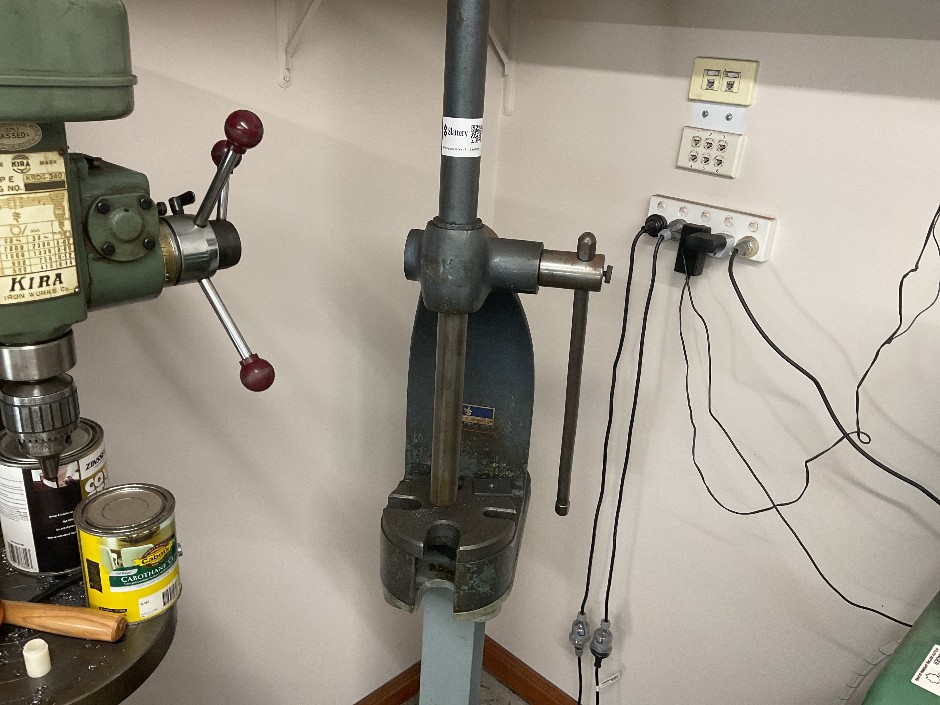 JONES & SHIPMAN S8610-001 2T Press