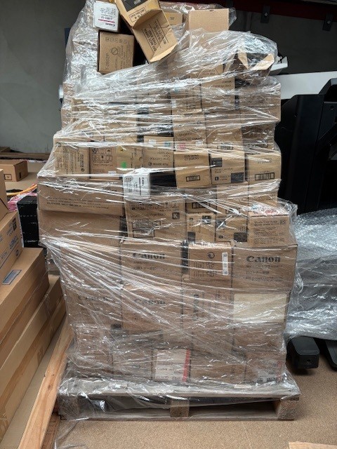 <p>Fuji Xerox and Canon Toner</p>